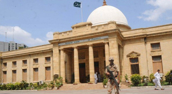 Karachi law and order case: SC dissatisfies over police report Jasarat