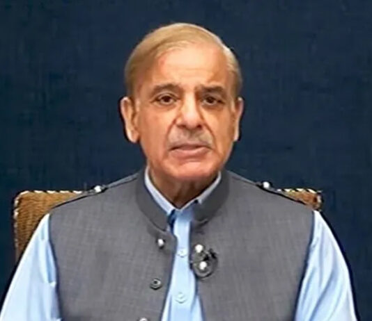 PM Shehbaz takes notice of gas loadshedding during Sehri and Iftar