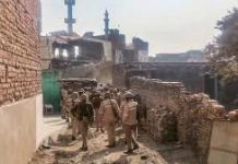 India's 185-year old historic Noori Masjid demolished