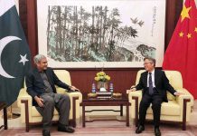 سلام آباد: وفاقی وزیر داخلہ محسن نقوی چینی سفیر سے ملاقات کررہے ہیں