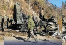 Indian army vehicle fell into a ravine