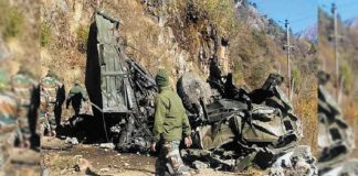 Indian army vehicle fell into a ravine