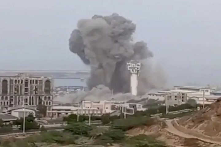 US Attack4